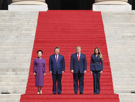 习近平和彭丽媛同特朗普夫妇茶叙	，高清大图来了！
