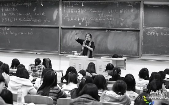 从教32年，刘欢终其一生只是副教授